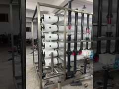 उच्च नमक अस्वीकृति दर नमकीन पानी रिवर्स ऑस्मोसिस संयंत्र 30m3/घंटे क्षमता