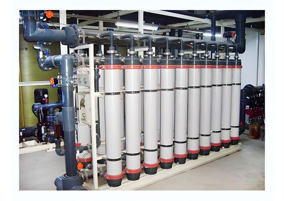 अच्छी कीमत 80% वसूली दर और 0.01-0.1 माइक्रोन फिल्टरेशन के साथ अल्ट्राफिल्ट्रेशन सिस्टम ऑनलाइन